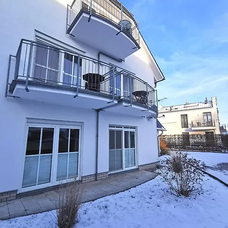 Unsere Barrierefreie Perle Mit Terrasse Im Bernsteinhaus Zingst - 1 - アパート